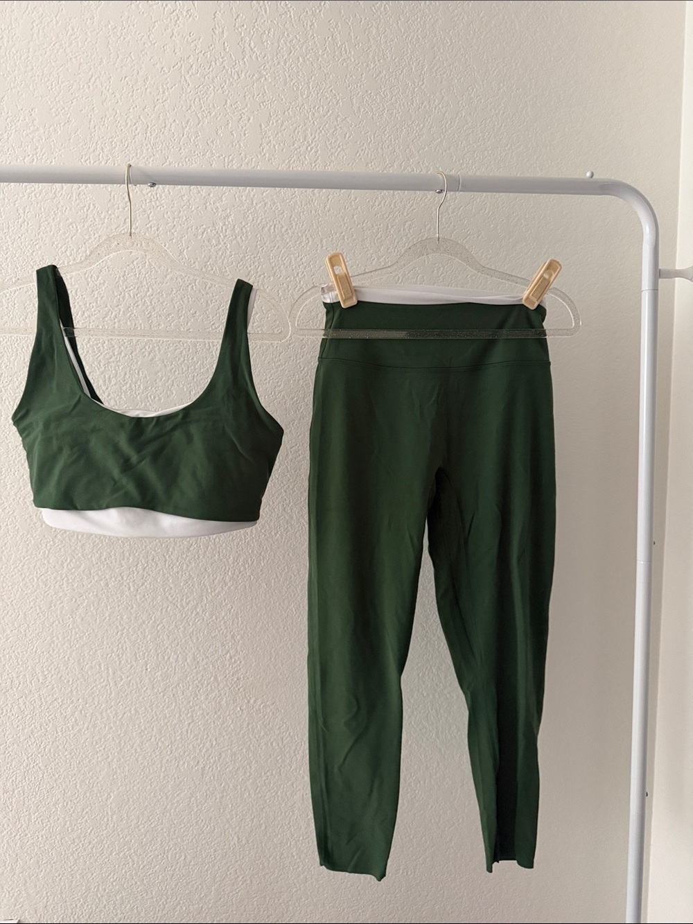 Abercrombie YPBDark Green and White no front seam Leggings & Sports Bra Set